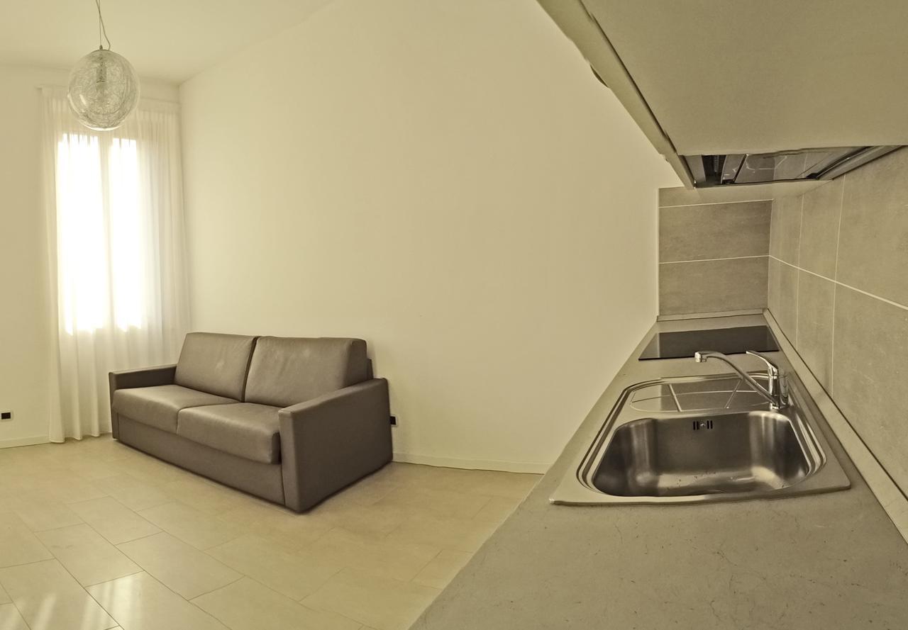 Campione Ora Apartments By Gardadomusmea カンピョーネ・デル・ガルダ エクステリア 写真