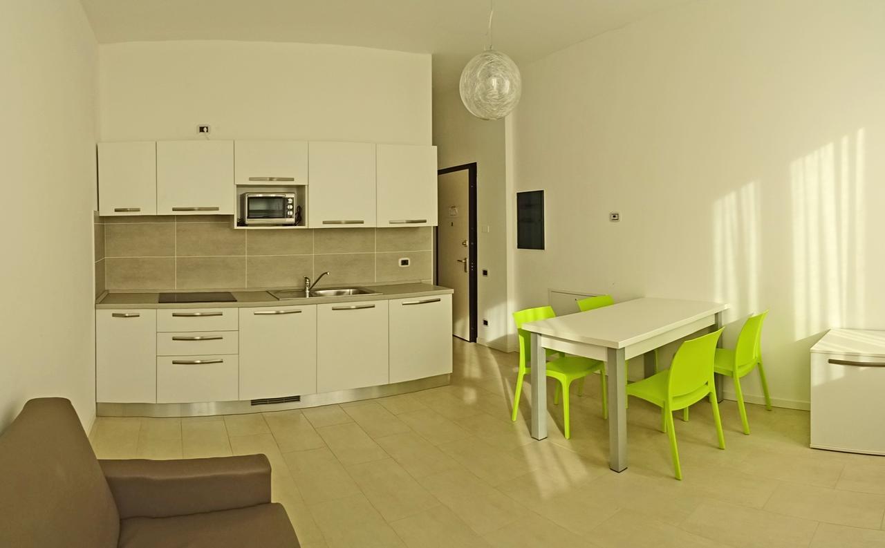Campione Ora Apartments By Gardadomusmea カンピョーネ・デル・ガルダ エクステリア 写真