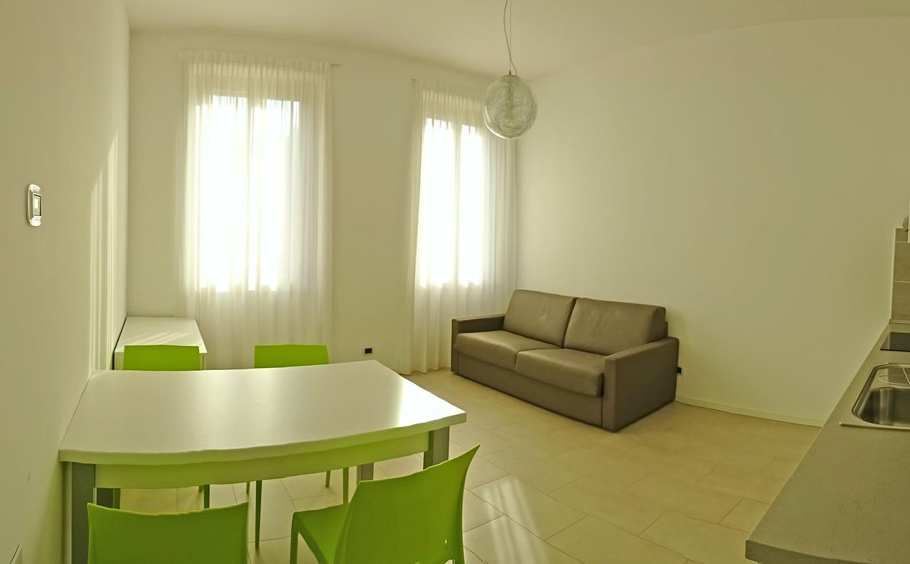 Campione Ora Apartments By Gardadomusmea カンピョーネ・デル・ガルダ エクステリア 写真