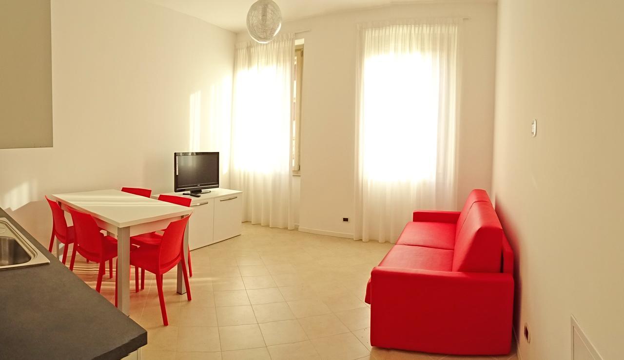 Campione Ora Apartments By Gardadomusmea カンピョーネ・デル・ガルダ エクステリア 写真